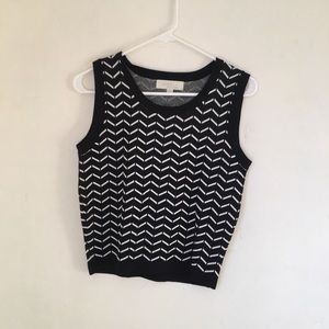 Olive & Oak Black and White Knit Sweater Vest Top